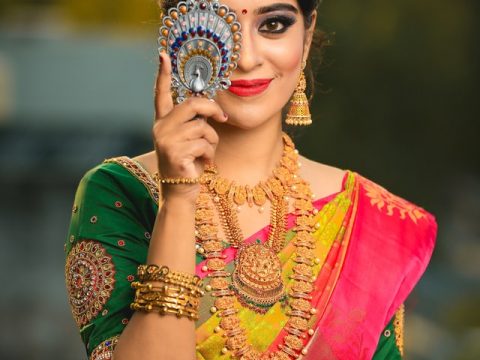 The Beautiful Silk Saree Attracts Electromagnetic Energy- Find Out Why?