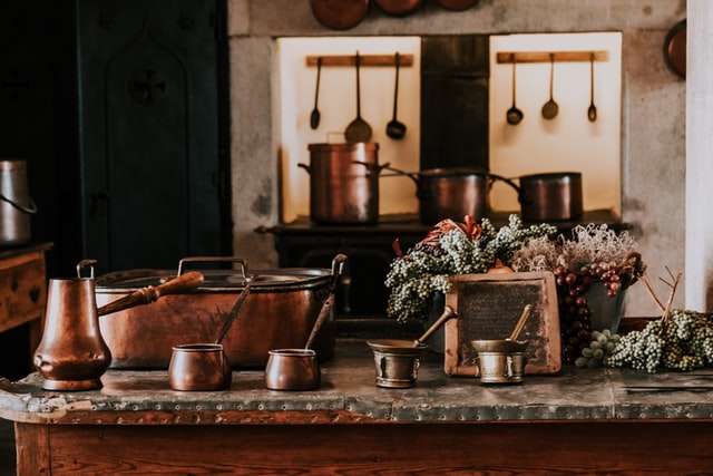 Eating On Copper Utensils-The Indian Tradition Is The Secret Of Healthy Skin, Heart & Body