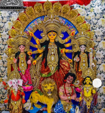 Praise To Hindu Goddess Of Snake Manasa & Get Rid Of Harmful Diseases