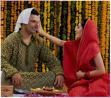 Celebrate Bhai Dooj- The Special Hindu Brother-Sister Festival To Increase Love Towards Your Siblings