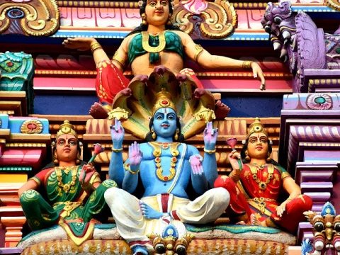 Why Hindus Have So Many Gods When Other Religions doesn't? Read More To Know