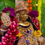 Observe Vralakshmi Vrat To Get All Your Boons Granted