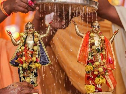 Why Hindus Celebrate Chaitanya Mahaprabhu Jayanti?