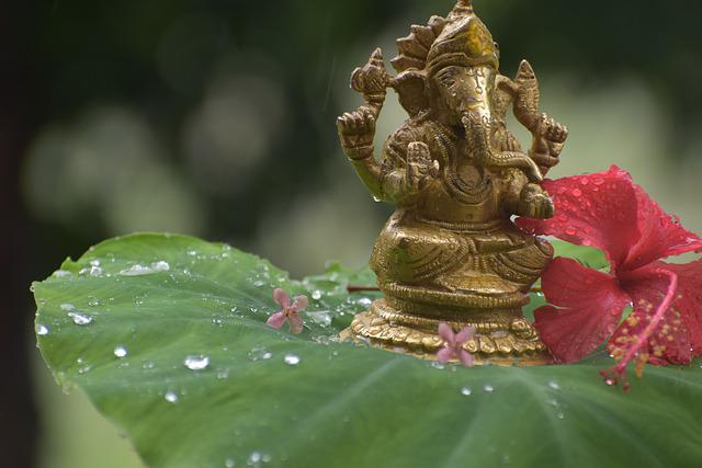 Observe Sankashti Chaturthi Vrat & Ganesha Will Vacate Your Tough Times