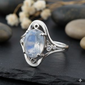 Blue Moonstone - The Ideal Gemstone To Acquire A Peaceful Life