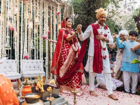 Agni Pradakshina: Why Hindus Get Married In The Presence Of Fire?
